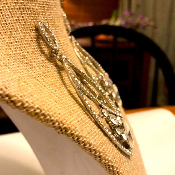 Ladies Statement Rhinestone Dangle Earrings - Picture 4 of 4